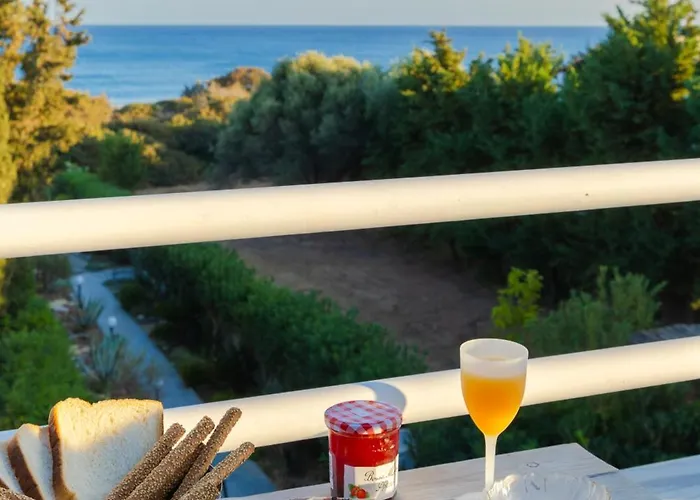 Beachfront Studio Socrates
